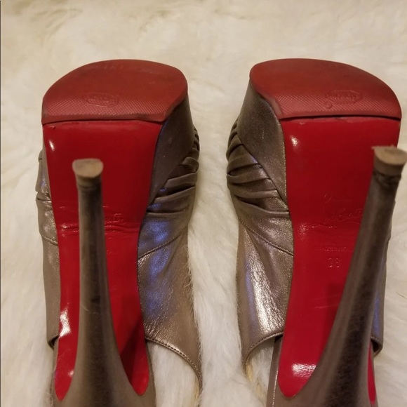 Authentic CL shoes - Picture 6 of 7